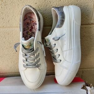 Blowfish Malibu Girls Cambria Kids Slip on Sneaker